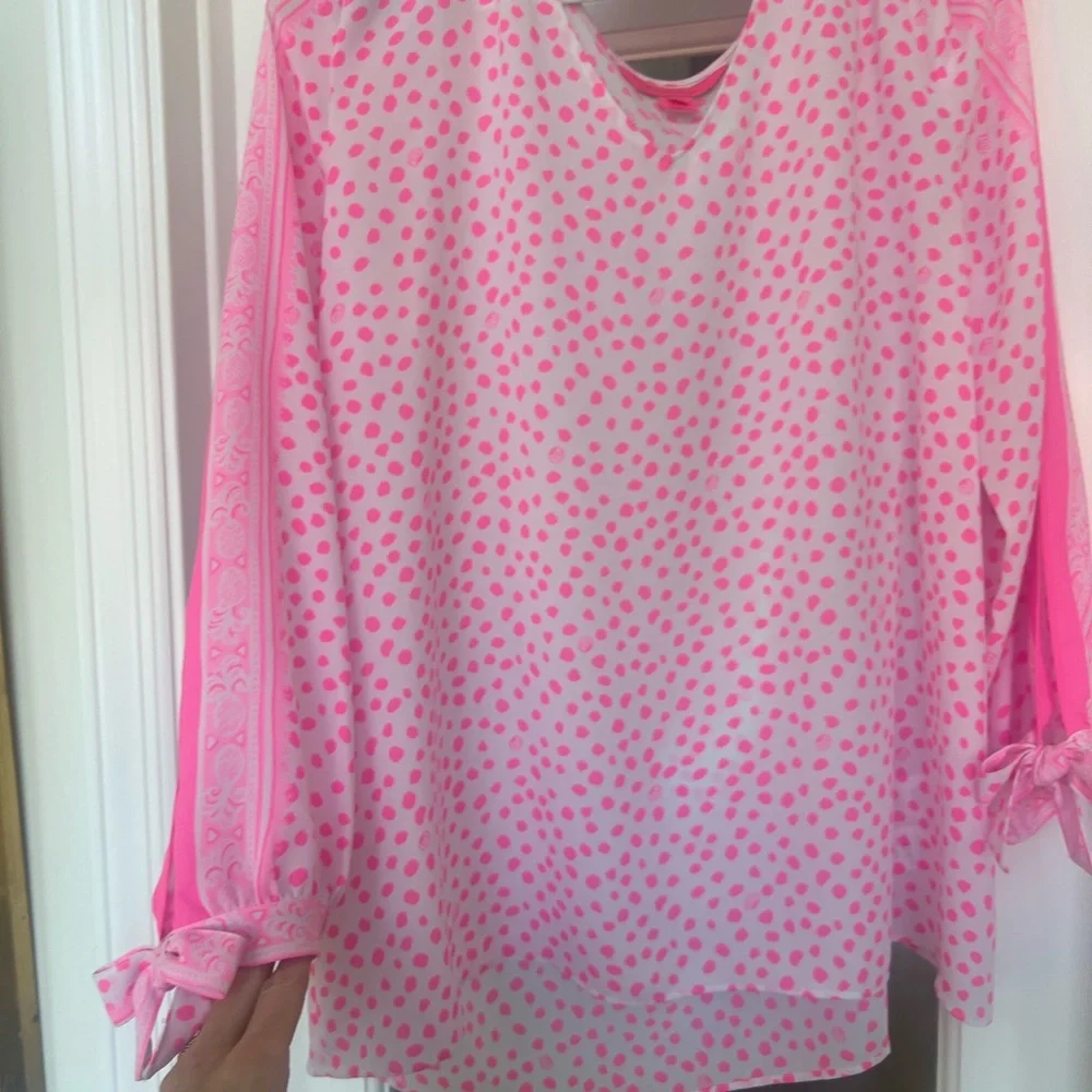 Lilly Pulitzer too , blouse “Pamala” Pink Sz L - Picture 2 of 8